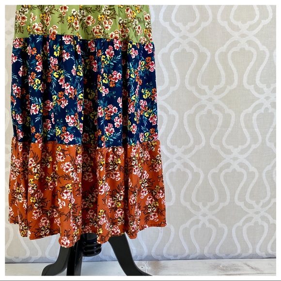 Frolic in the Meadow Midi Dress - Picture 15 of 16